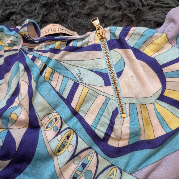 Emilio Pucci silk blend tee with zipper closure, sz M - Picture 4 of 4